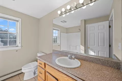 Bath - 1 Emma Ln #B, Wareham, MA 02571 photo 1 of 2