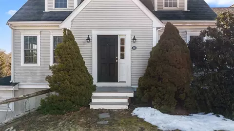 Exterior - 1 Emma Ln #B, Wareham, MA 02571 photo 8 of 8