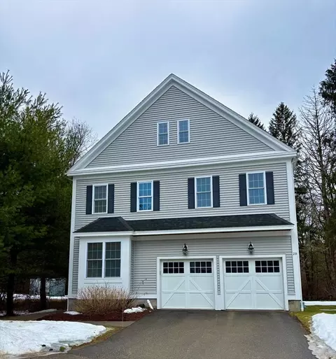 28 Mcintosh Dr, Stow, MA 01775