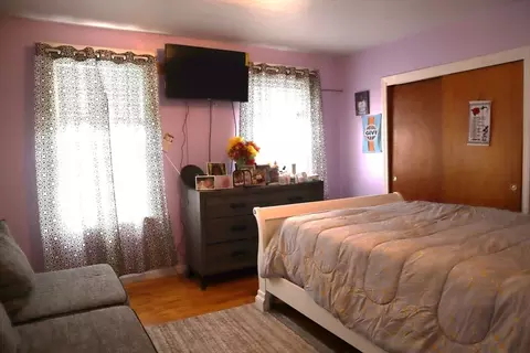 81 Pilgrim Ave, Worcester, MA 01604 photo 13