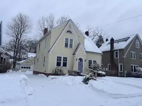 53 Texel Dr, Springfield, MA 01108 photo 2