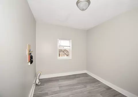74 Cherry St, Springfield, MA 01105 photo 6