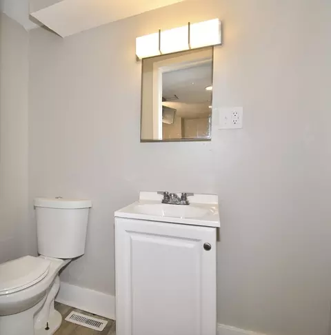 74 Cherry St, Springfield, MA 01105 photo 11