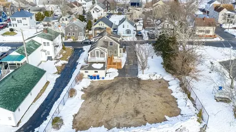 78 Middle St, Fairhaven, MA 02719 photo 5