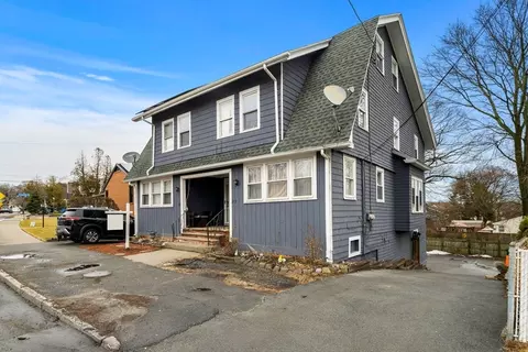 275 Lynnfield St #275, Lynn, MA 01904