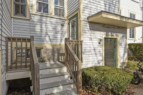 Exterior - 35 Middle St #4, Gloucester, MA 01930 photo 3 of 3
