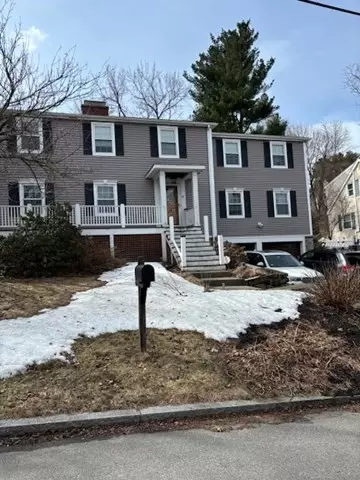 34 Robinhood Rd, Winchester, MA 01890
