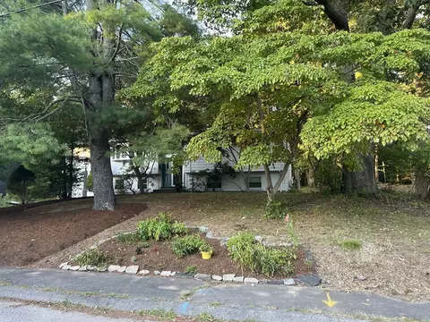 48 Spring Ln, Sharon, MA 02067 photo 4