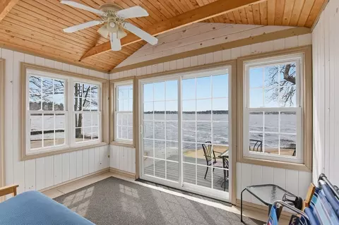 16 Norfolk St, Lakeville, MA 02347