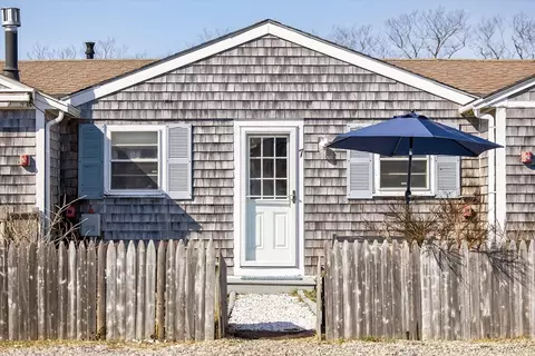963 Commercial St UNIT 7, Provincetown, MA 02657