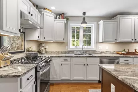 100 Platts Rd, Ashburnham, MA 01430 photo 11