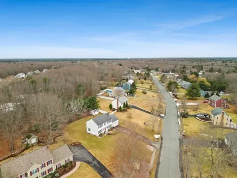 73 Elyse Rd, Mansfield, MA 02048 photo 5