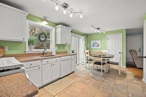 73 Elyse Rd, Mansfield, MA 02048 photo 16