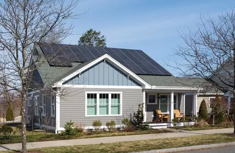 29 Ford Xing, Northampton, MA 01060