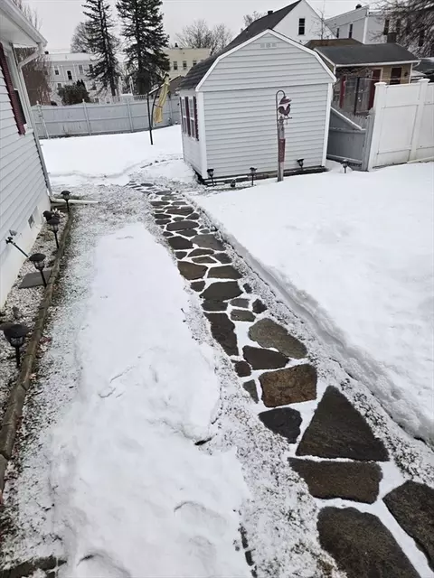 30 Catherine St, Chicopee, MA 01013 photo 7