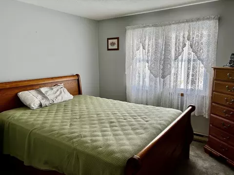 30 Catherine St, Chicopee, MA 01013 photo 21
