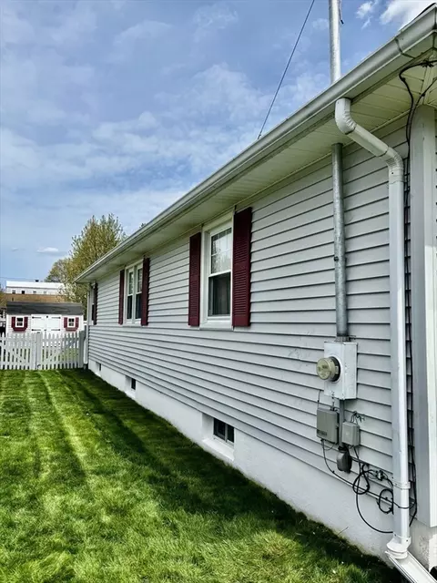 30 Catherine St, Chicopee, MA 01013 photo 34