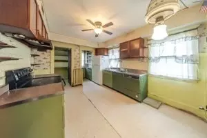 52 Herman St, Springfield, MA 01108 photo 11