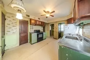52 Herman St, Springfield, MA 01108 photo 12