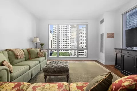 500 Atlantic Ave #14E, Boston, MA 02210