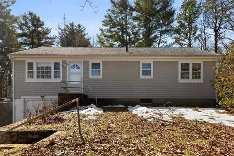 290 Main St, Mashpee, MA 02649 photo 3