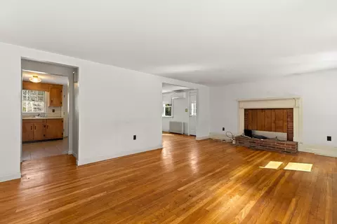 290 Main St, Mashpee, MA 02649 photo 5