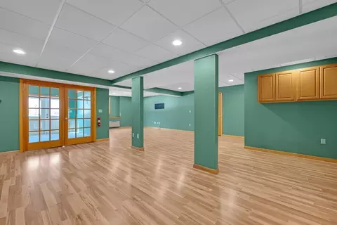 Living - 2824 Greenwich Rd, Hardwick, MA 01082 photo 3 of 3