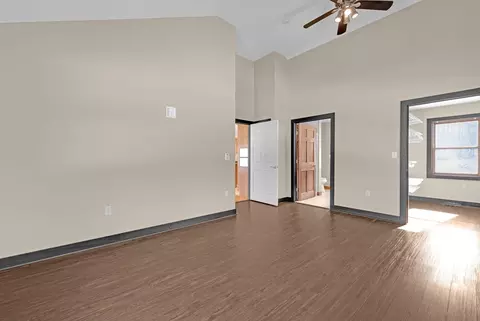 Bedroom - 2824 Greenwich Rd, Hardwick, MA 01082 photo 1 of 5