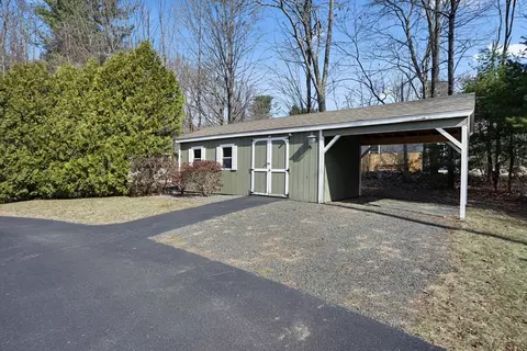Exterior - 2824 Greenwich Rd, Hardwick, MA 01082 photo 8 of 9