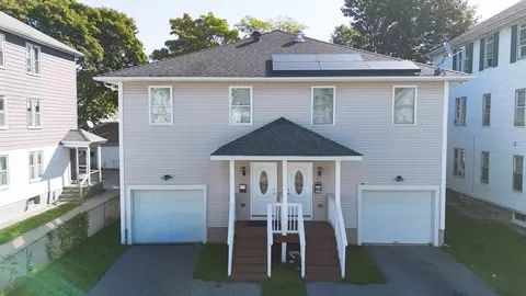 35 Houghton St, Worcester, MA 01604