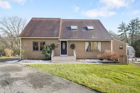 923 Main St, Whitinsville, MA 01588