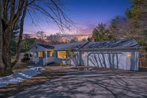 532 Hill St, Raynham, MA 02767