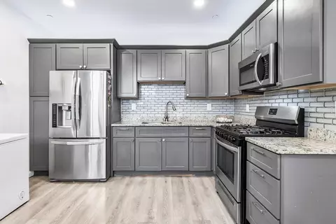 202 Broadway #32, Lawrence, MA 01841
