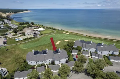 42 Cliffside Dr #42, Plymouth, MA 02360