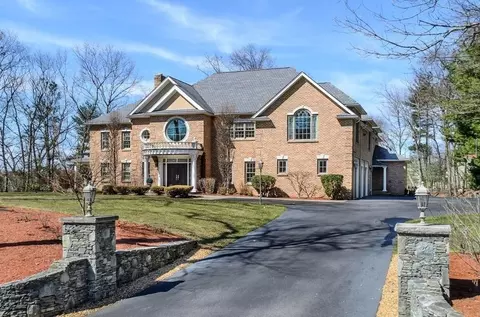 56 Sears Rd, Southborough, MA 01772