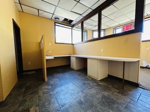 77 Forest St, Watertown, MA 02472 photo 7