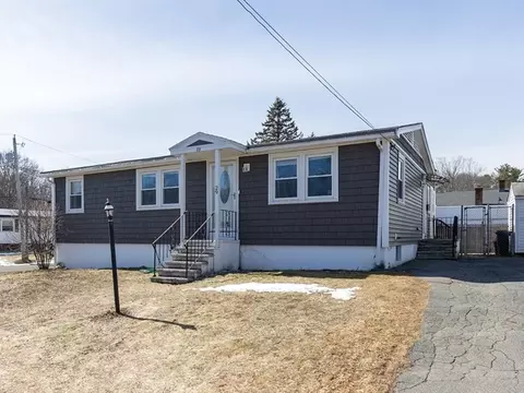 29 Westchester Dr, Lawrence, MA 01843