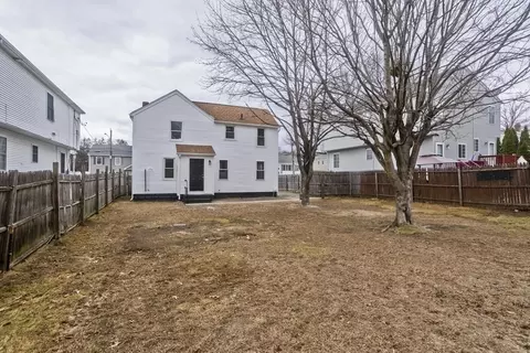 Exterior - 191 Laconia St, Springfield, MA 01129 photo 4 of 4