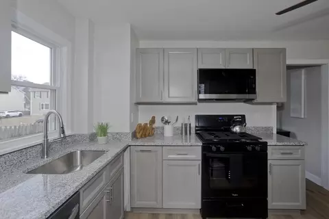 Kitchen - 191 Laconia St, Springfield, MA 01129 photo 3 of 3