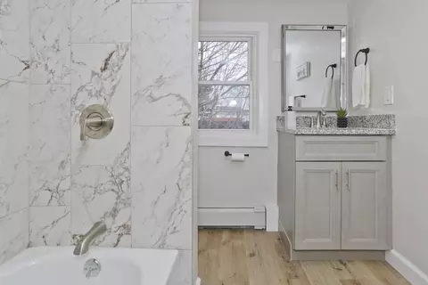 Bath - 191 Laconia St, Springfield, MA 01129 photo 1 of 3