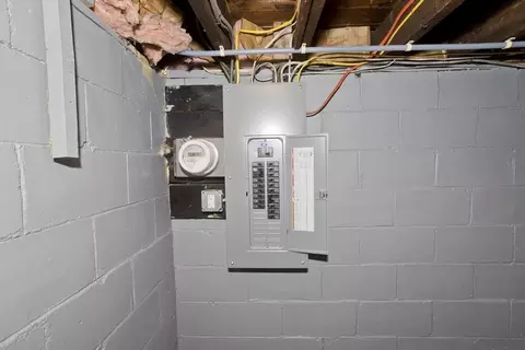 Other - 191 Laconia St, Springfield, MA 01129 photo 14 of 15