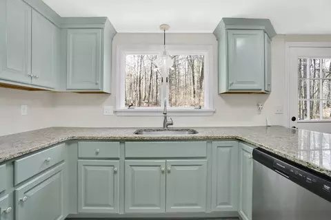 3 Williston Dr, Ware, MA 01082 photo 11