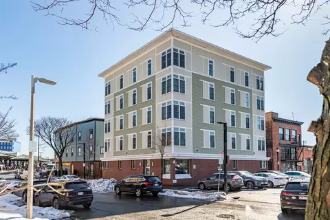 10 Roxbury St, Boston, MA 02119
