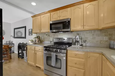 40 Halifax Ct #D, Springfield, MA 01108 photo 20