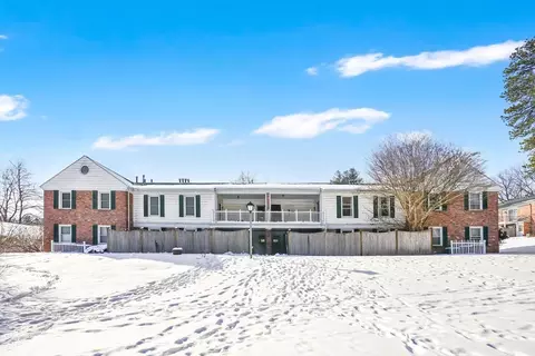 40 Halifax Ct #D, Springfield, MA 01108 photo 5