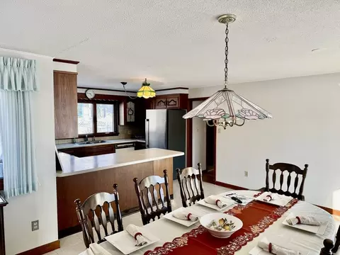 Dining - 24 Flume Rd, Gloucester, MA 01930 photo 1 of 2