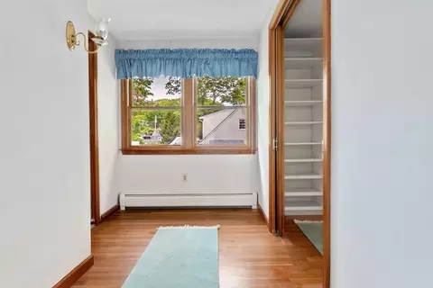 Entry Way - 24 Flume Rd, Gloucester, MA 01930 photo 4 of 5
