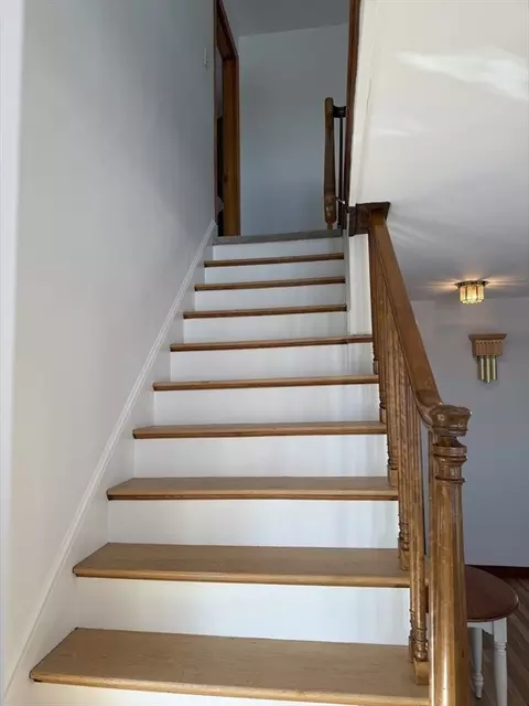 Entry Way - 24 Flume Rd, Gloucester, MA 01930 photo 3 of 5