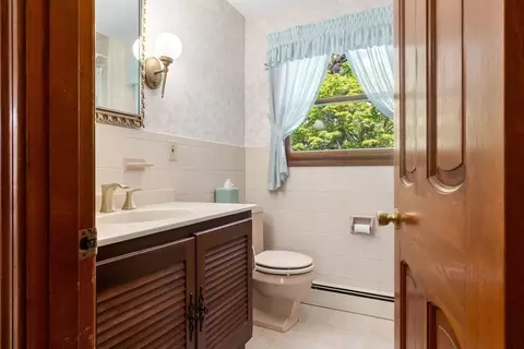 Bath - 24 Flume Rd, Gloucester, MA 01930 photo 1 of 3