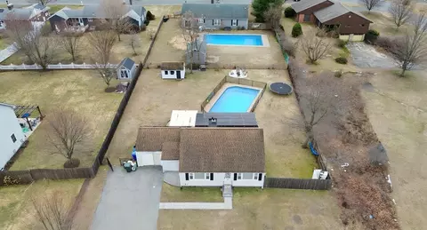 View/Area - 119 Acrebrook Rd, Springfield, MA 01129 photo 2 of 5